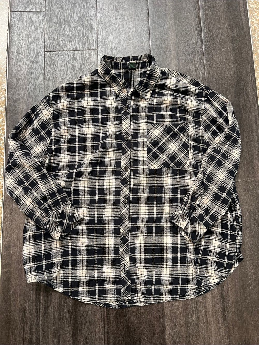 wild fable Black and cream Plaid Button-Down Shirt